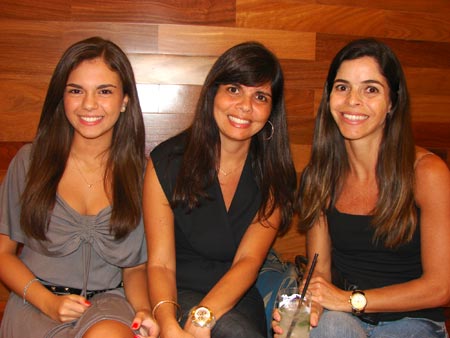 Happy Hour e desfile Lilla Ka