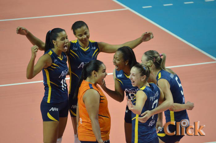 Jogo de Volei – Amil x Sesi