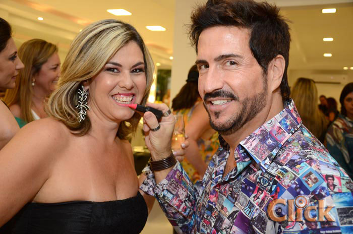 Coquetel de inauguração nova sede Esmalte Mania Cabeleireiros