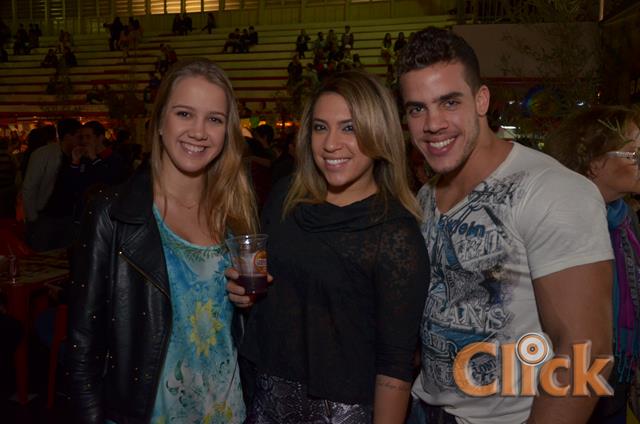 Festa Chapéu de Palha no Regatas